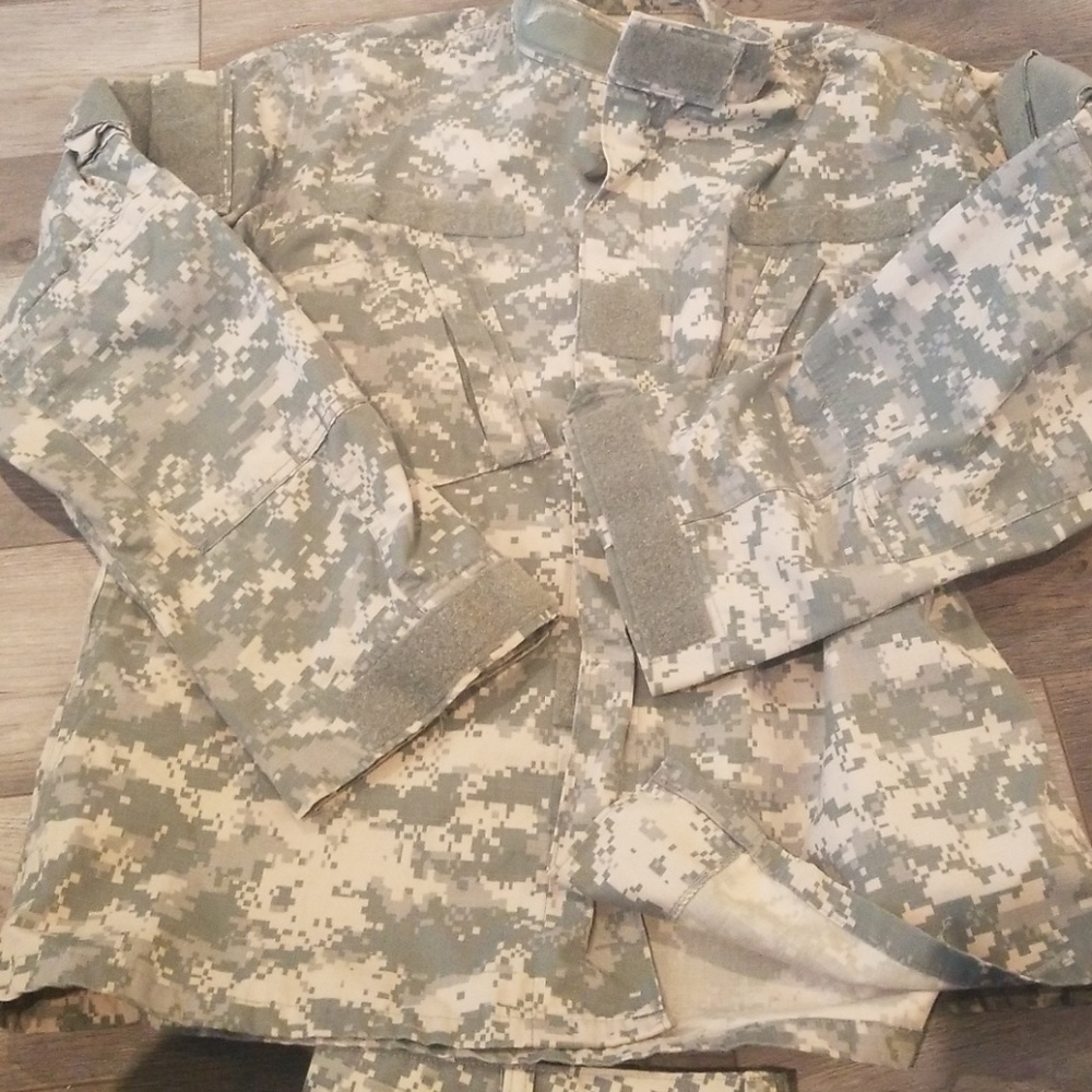 ACU Blouse  Medium Regular